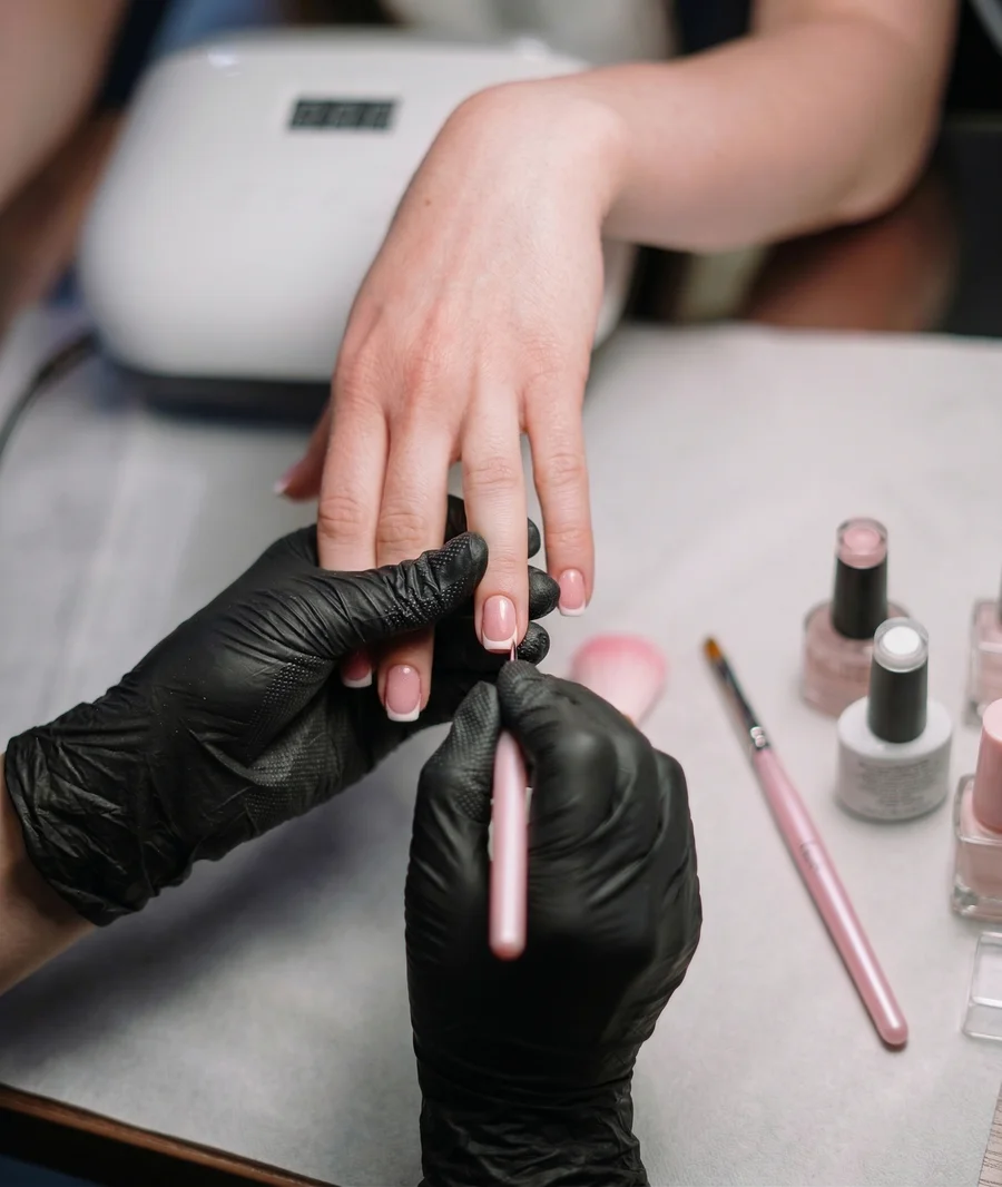 Prawdziwa stylizacja paznokci wykonana w A.C BeautyLab