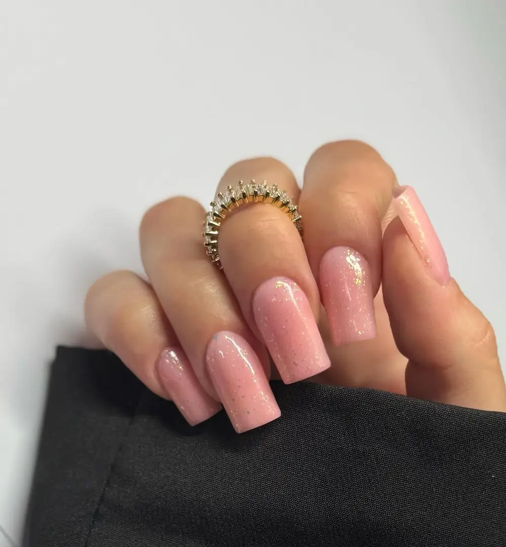 Detal stylizacji paznokci A.C BeautyLab